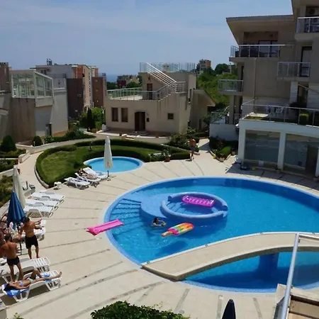 Sun Village Case de vacanță